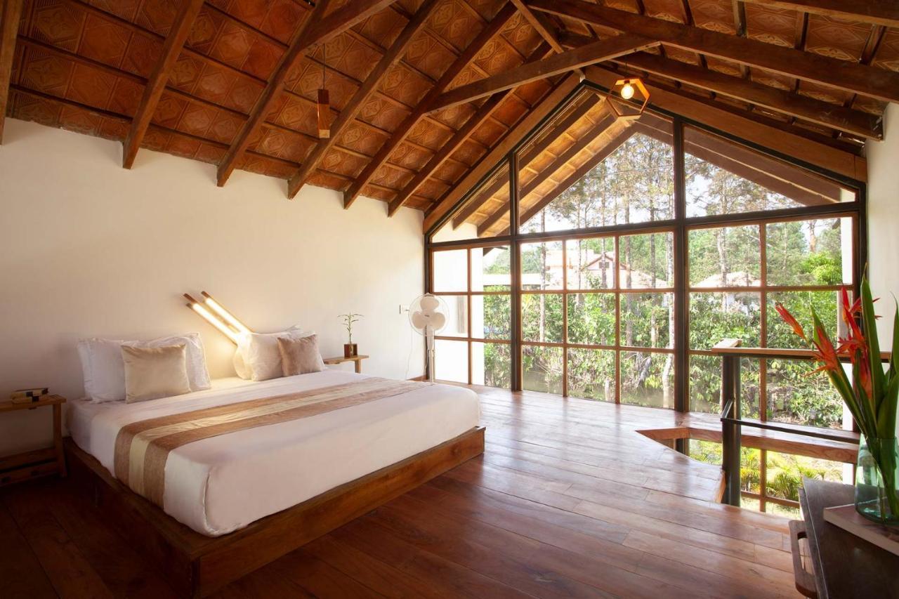 Stayvista At Cedar - Strelitzia 2Bhk With Breakfast And Jacuzzi Chikmagalūr Exterior foto